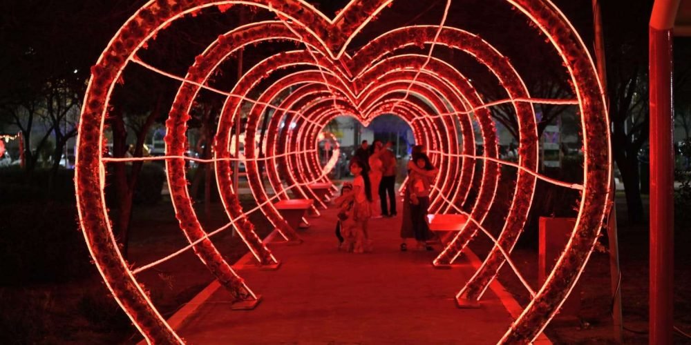 Miles celebran el amor en Gómez Palacio con festival masivo en el Parque La Esperanza1