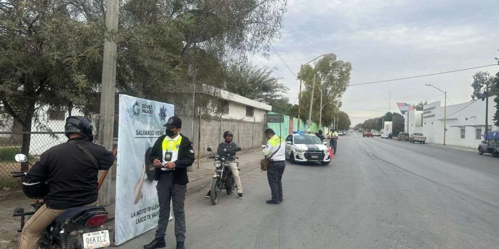 Municipio de Gómez Palacio implementa taller para motociclistas infractores