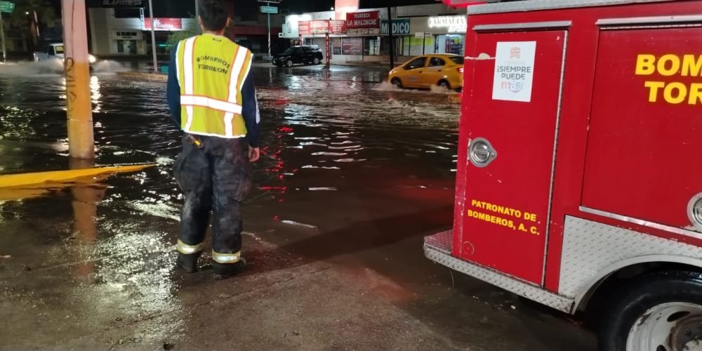 Municipio y Gobierno del Estado atienden colonias anegadas tras las lluvias