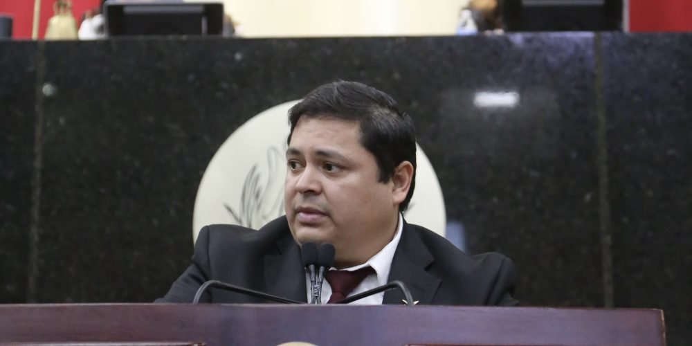 OCTAVIO e