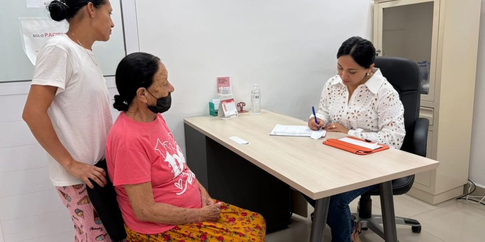 PROMUEVEN LA ATENCIÓN GINECOLÓGICA EN CLÍNICA DE SALUD LERDO