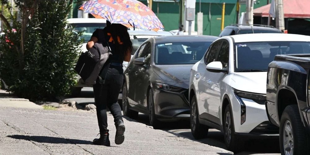 Piden a gomezpalatinos tomar precauciones para evitar golpes de calor