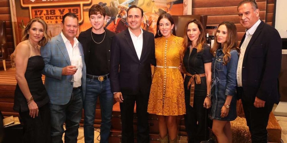 Presentan Rodeo Saltillo y Ruta Vinos y Dinos en Texas