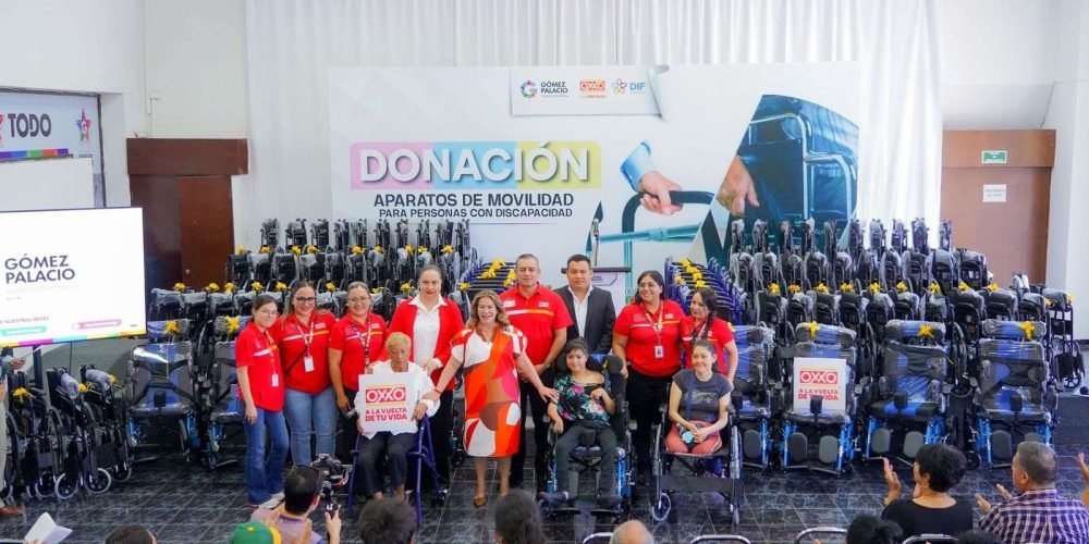 Recibe Ayuntamiento de Gómez Palacio donativo de 139 aparatos de movilidad por parte de cadena OXXO