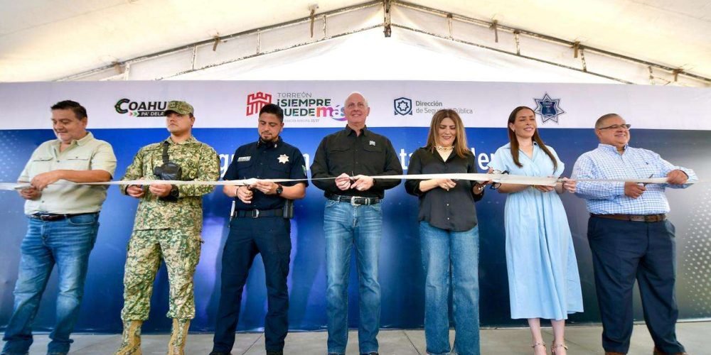 Román Alberto Cepeda González inaugura caseta de vigilancia en Senderos