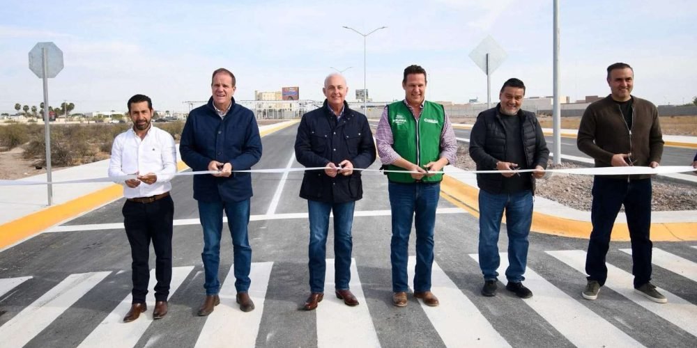 Román Alberto Cepeda González inaugura el bulevar Torreón Norte