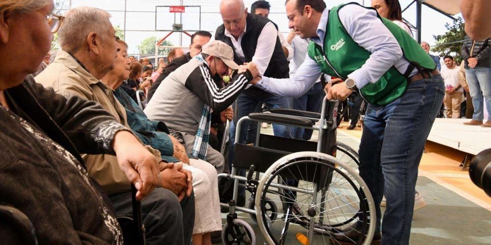 Román Alberto Cepeda González lleva brigada multidisciplinaria a Las Dalias