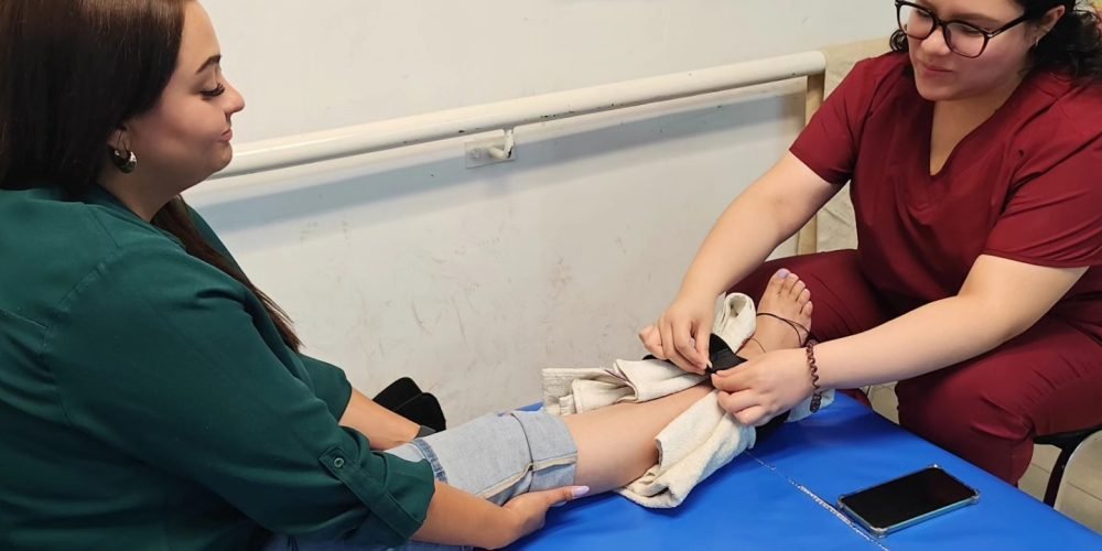 Salud Municipal ofrece servicios de terapia física a bajo costo
