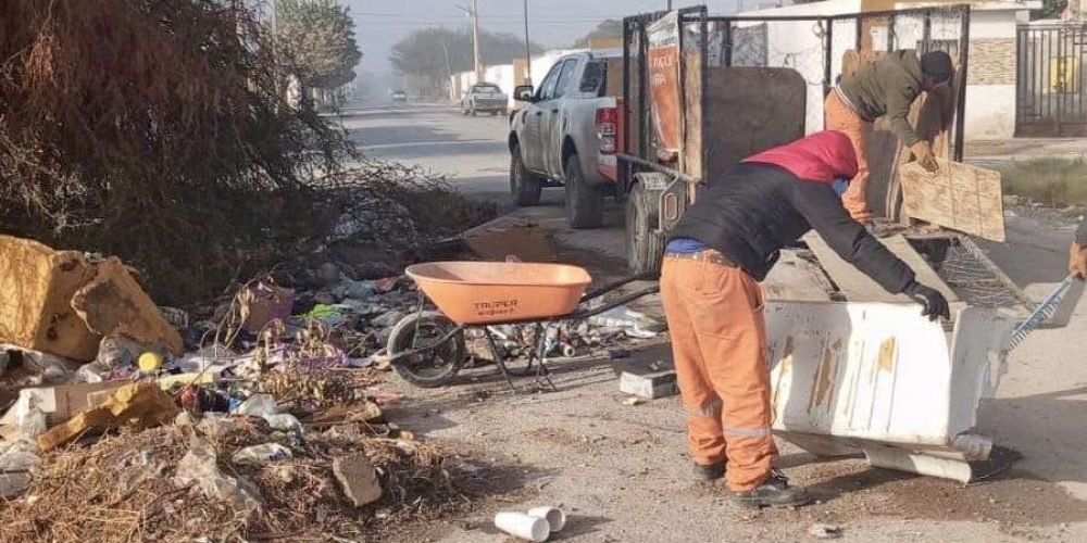 Servicios Públicos refuerza acciones de limpieza en el oriente de Torreón y anuncia la llegada de la Ruta del Descacharre
