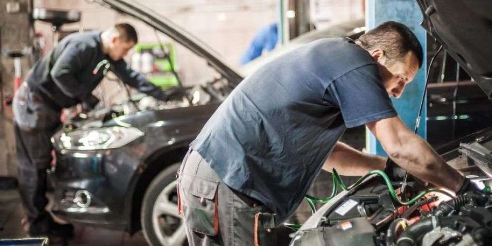 Supervisa Ayuntamiento de Gómez Palacio que talleres mecánicos no contaminen el medio ambiente