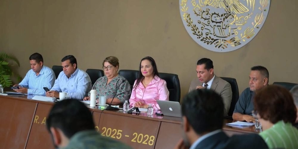 Susy Torrecillas encabeza la Sesión Ordinaria de Cabildo XLI