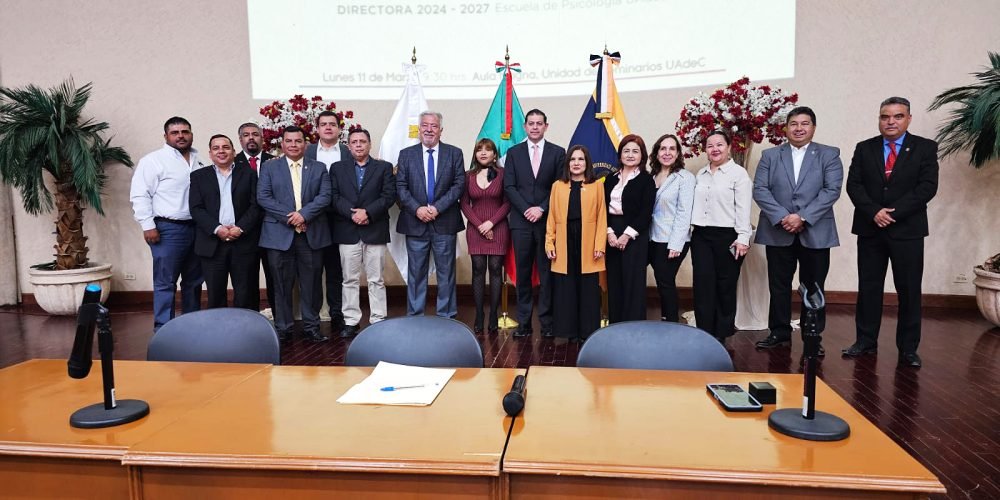 Toma Protesta Directora Escuela Piscologia UN _4