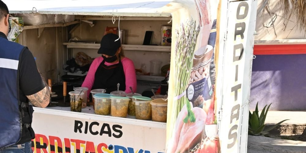 Trabaja Protección Civil, por la seguridad de comensales y empleados de negocios de comida