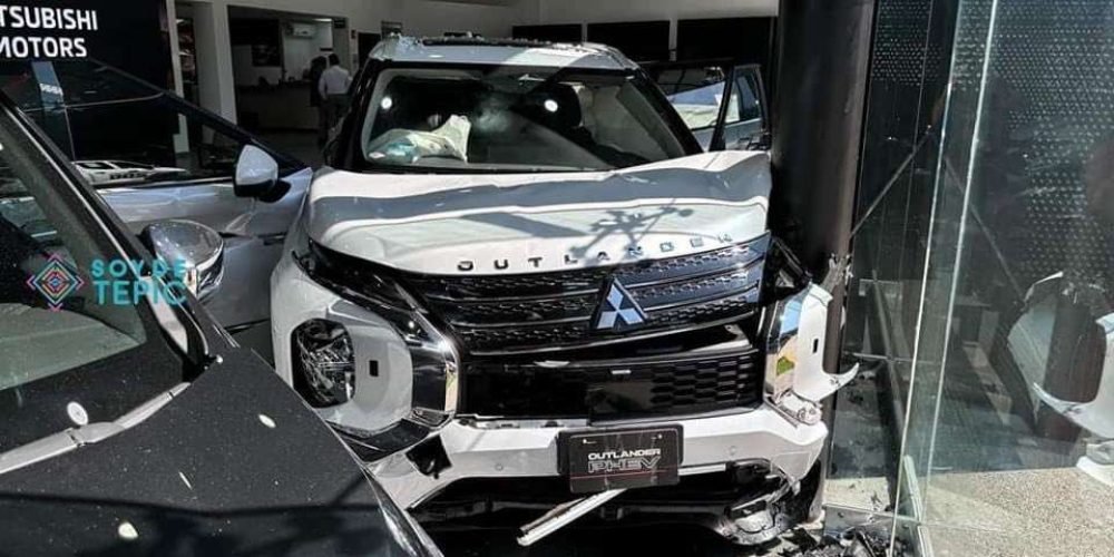 accidente-agencia-mitsubishi