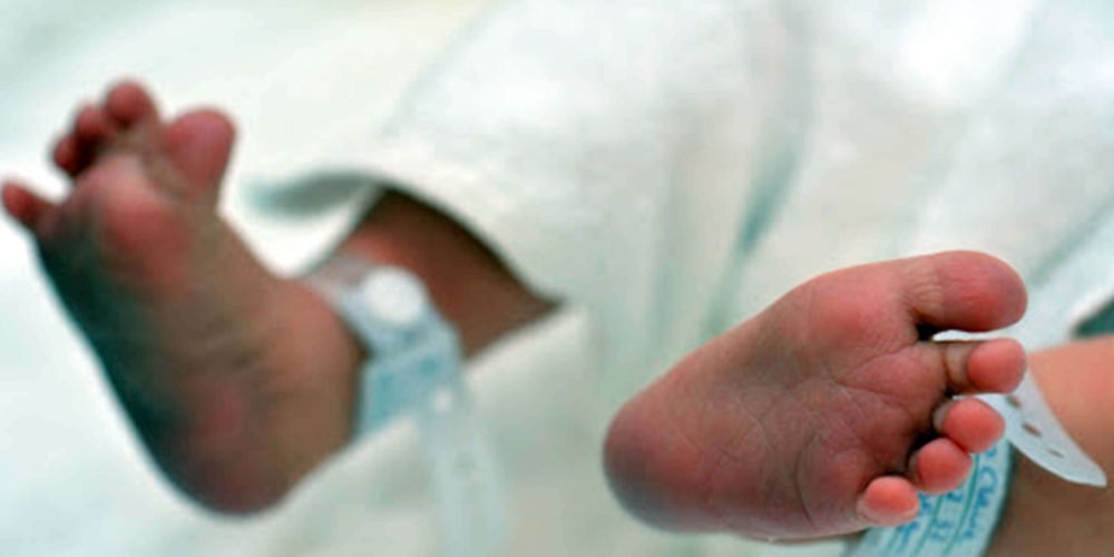 Madre atropella accidentalmente a su hijo en Milán