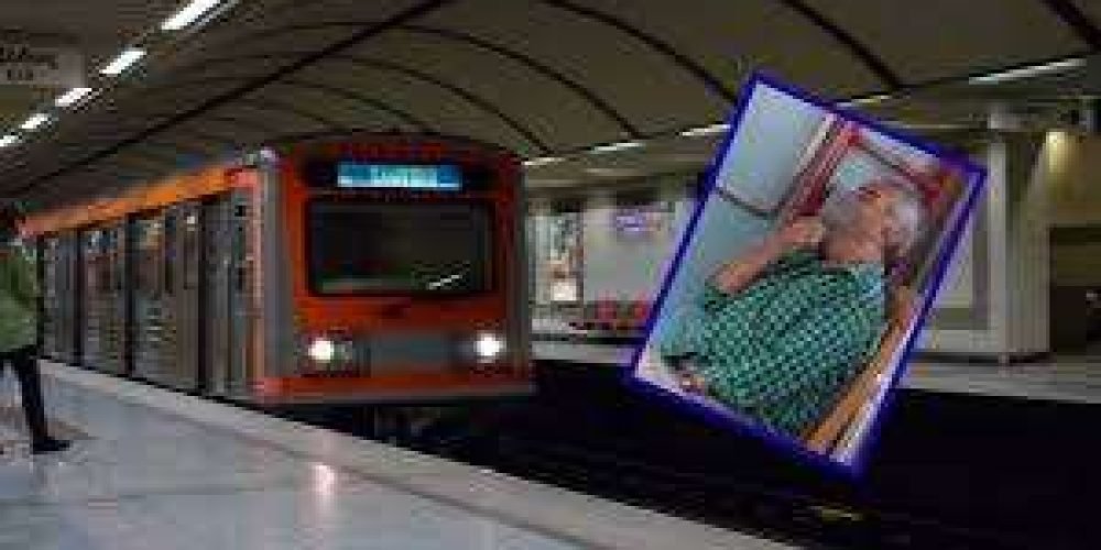 adulto-mayor-carga-propia-silla-metro-cdmx