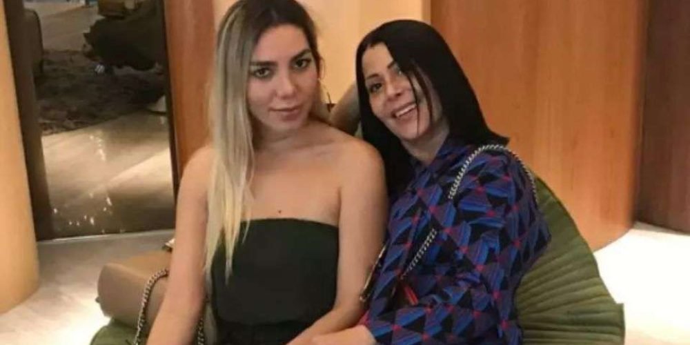 alejandra-guzman-reaparece-navidad-frida-sofia-2025