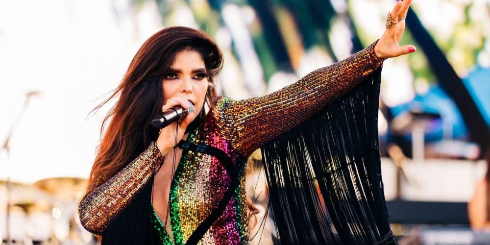 ana-barbara-accidente-reaparece-silla-de-ruedas