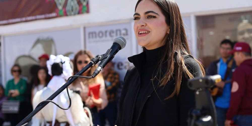 Andrea Chávez pide quitar su nombre y foto de ambulancias