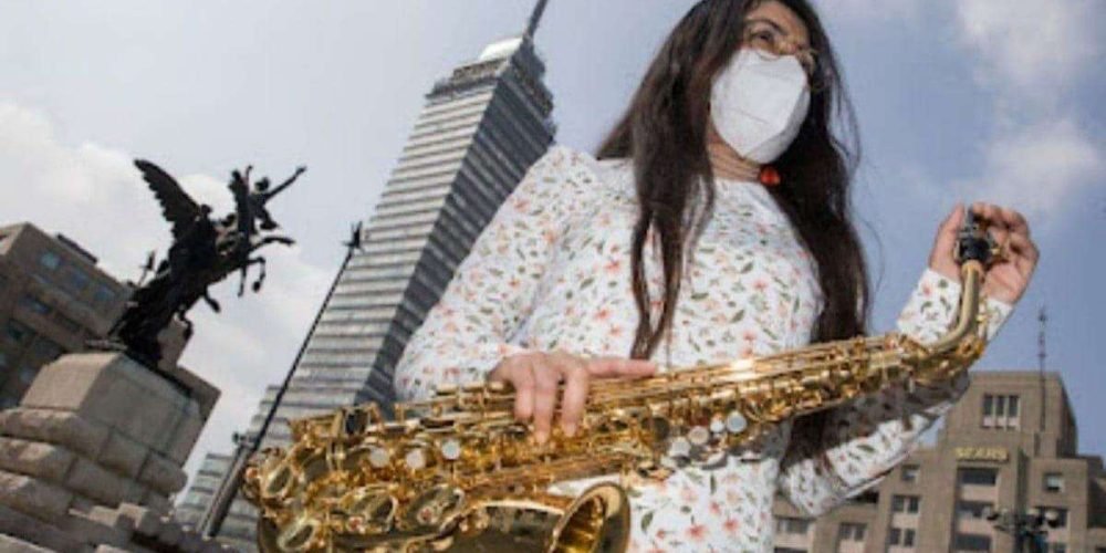 aprueba-ine-candidatura-saxofonista-maria-elena-rios