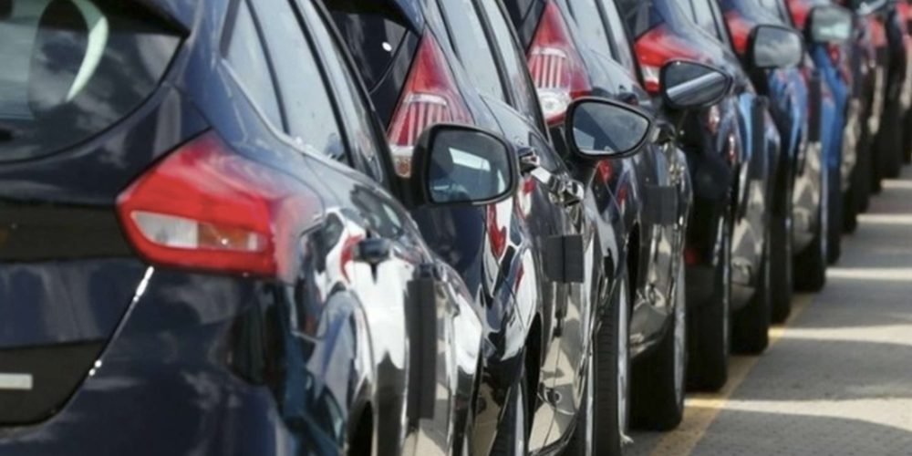 China desbloquea exportaciones de tierras raras para fabricantes de autos de EE.UU.