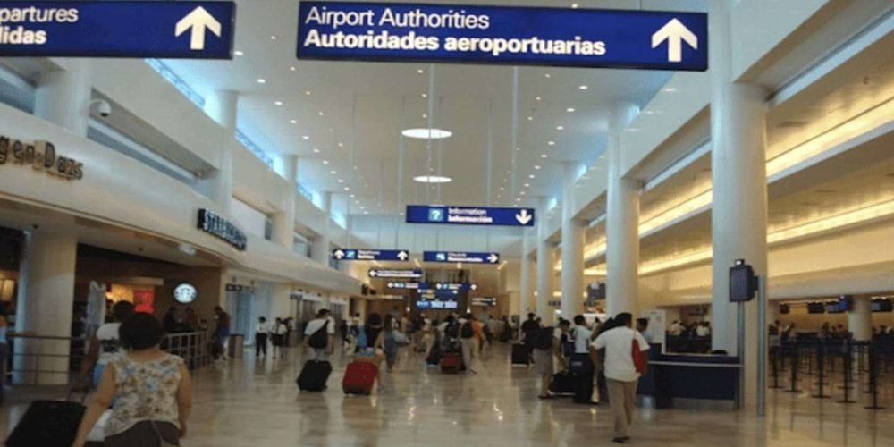 Detienen en Cancún a dos extranjeros por fraude millonario a cadena hotelera