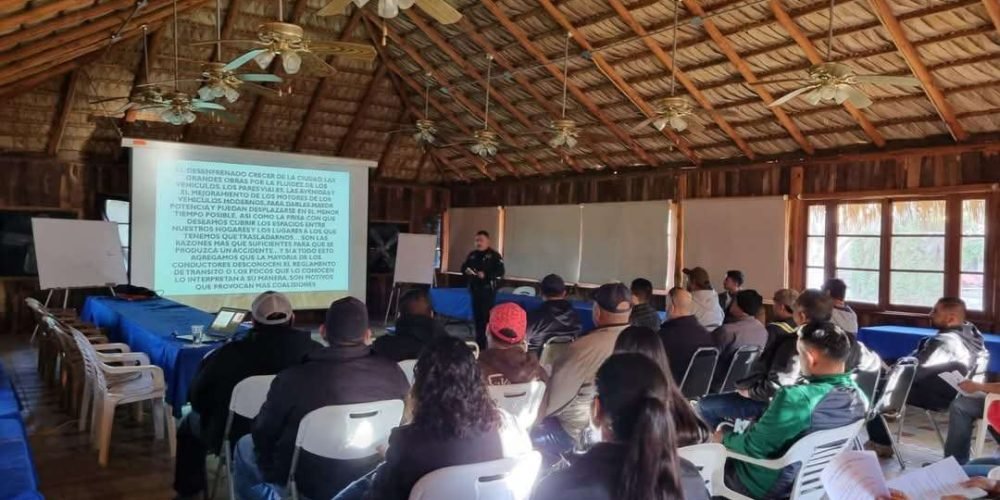capacitan-a-trabajadores-sobre-prevención-de-accidentes
