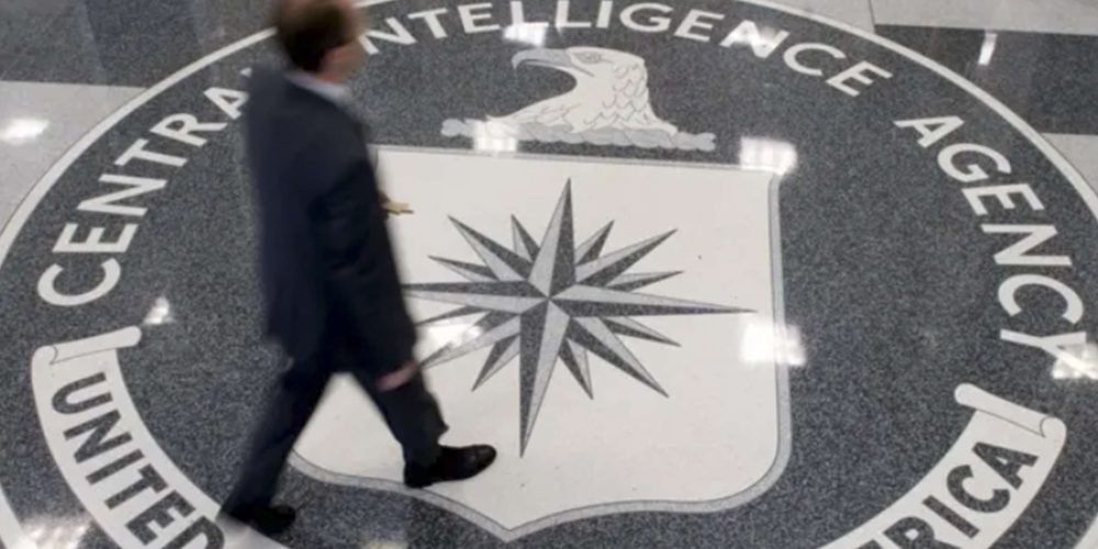 Documentos de la CIA revelan espionaje en México y Cuba