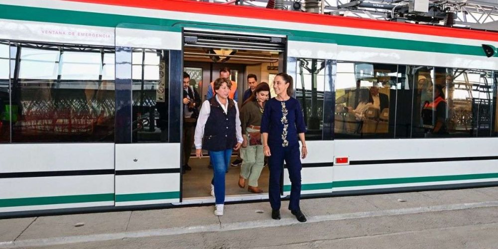 claudia-sheinbaum-tren-interurbano-toluca-mexico