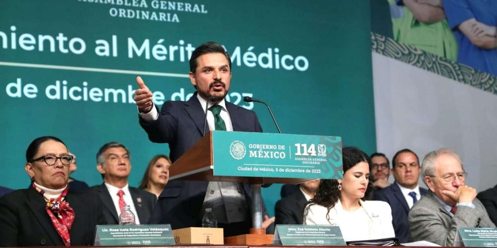 concamin-aprueba-segundo-periodo-zoe-robledo-imss