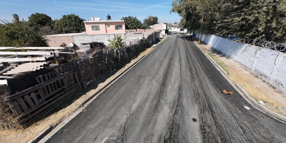 concluye-pavimentación-en-calle-de-la-rosa