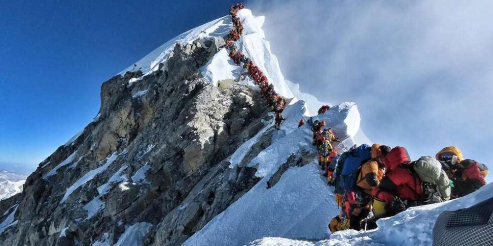 deshielo-everest-cientos-de-cadaveres-descubiertos