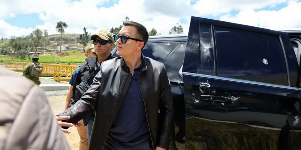 disparan-contra-vehiculo-presidente-ecuador-canar