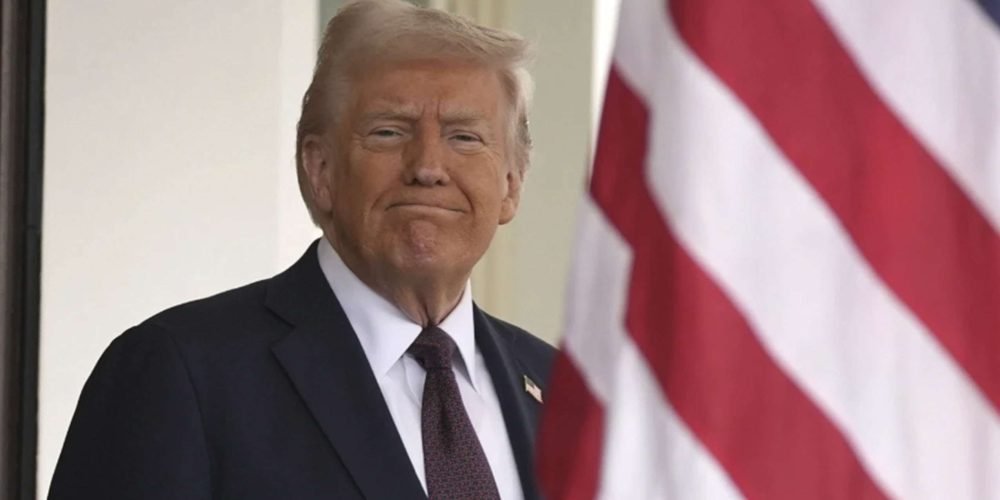 Trump firma orden ejecutiva que designa al inglés como idioma oficial de EE.UU.