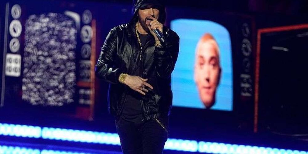 eminem-hace-magia