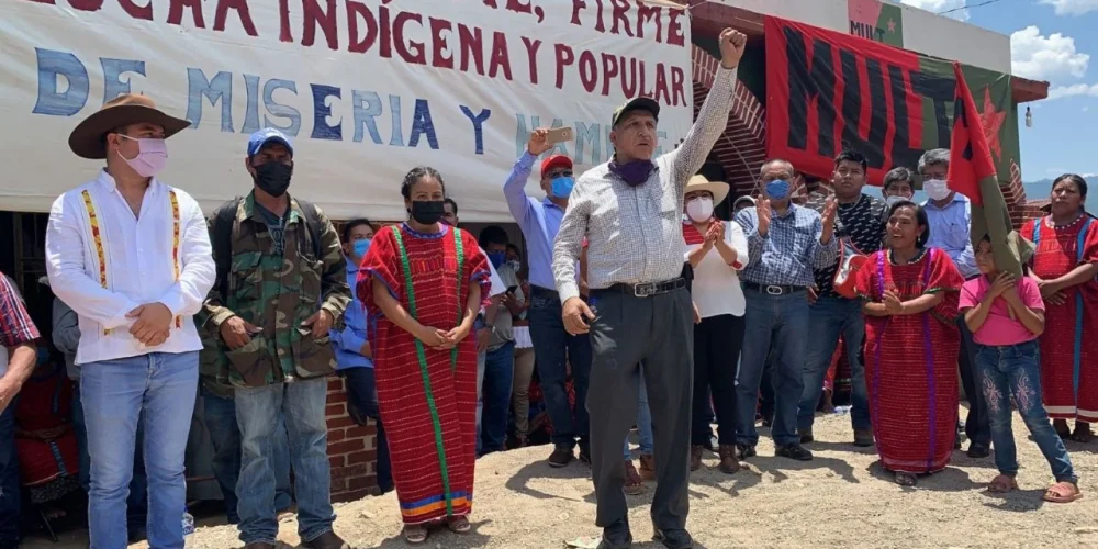 enjuician-indigena-mixteca-oaxaca-cobrar-apoyo-social