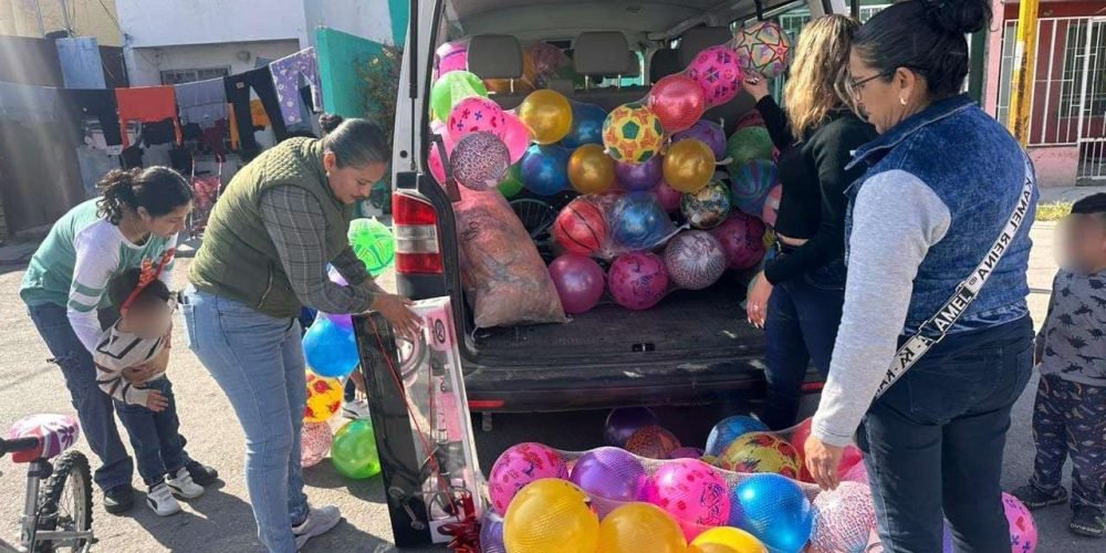 entrega-más-de-un-millar-de-juguetes-a-niños-1