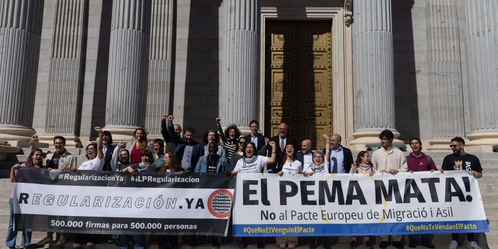 espana-decreto-regularizar-500-mil-migrantes-indocumentados