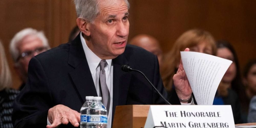 estados-unidos-renuncia-jefe-fdic-conducta-inapropiada