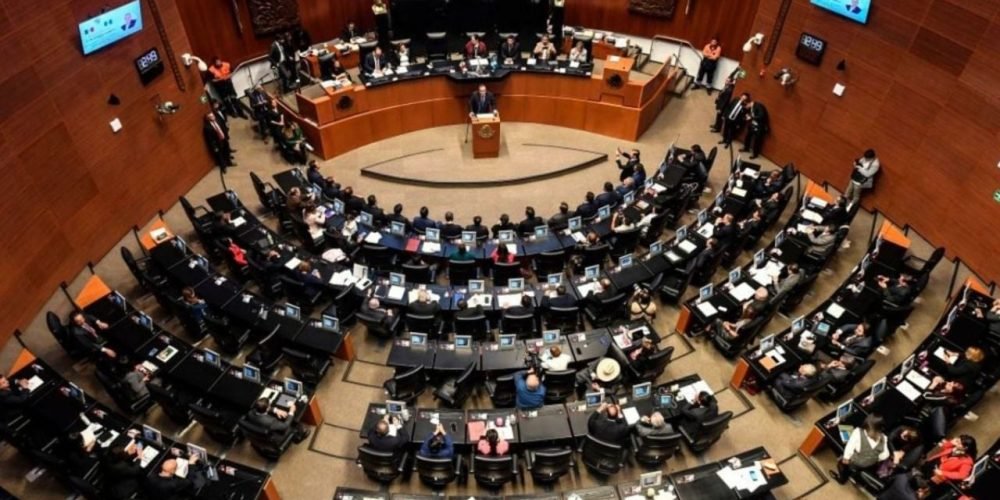 Senado aprueba militares Estados Unidos