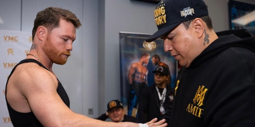 Canelo Álvarez octubre