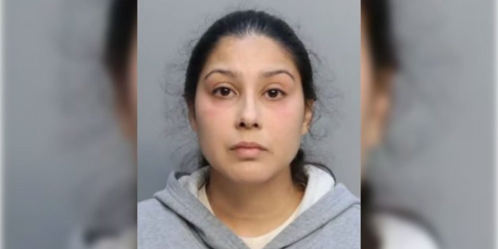 madre encadena hija florida
