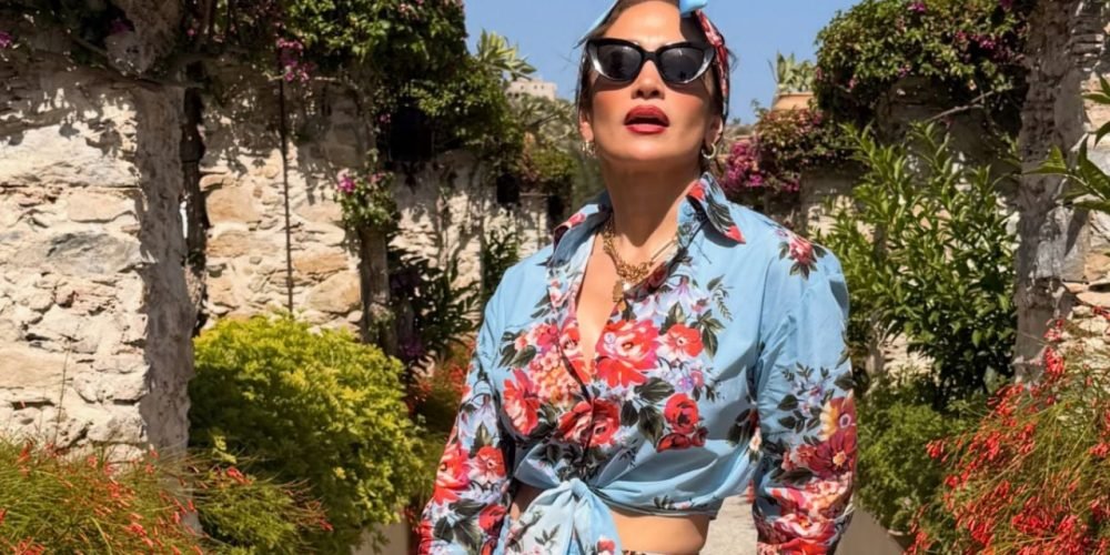 Jennifer López IA vacaciones