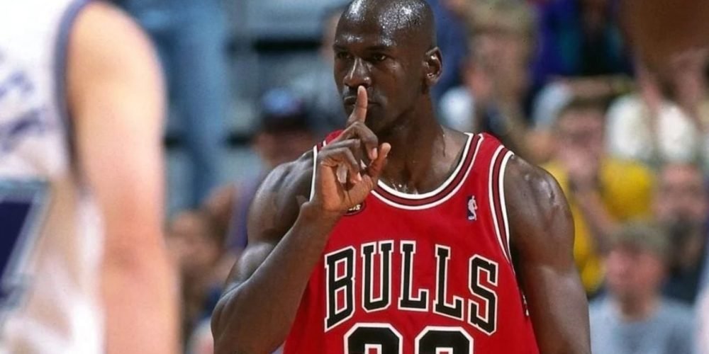 Camiseta Michael Jordan subasta