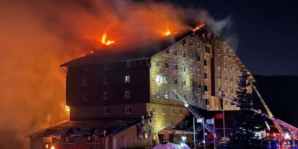 fatal-incendio-en-hotel-de-turquía