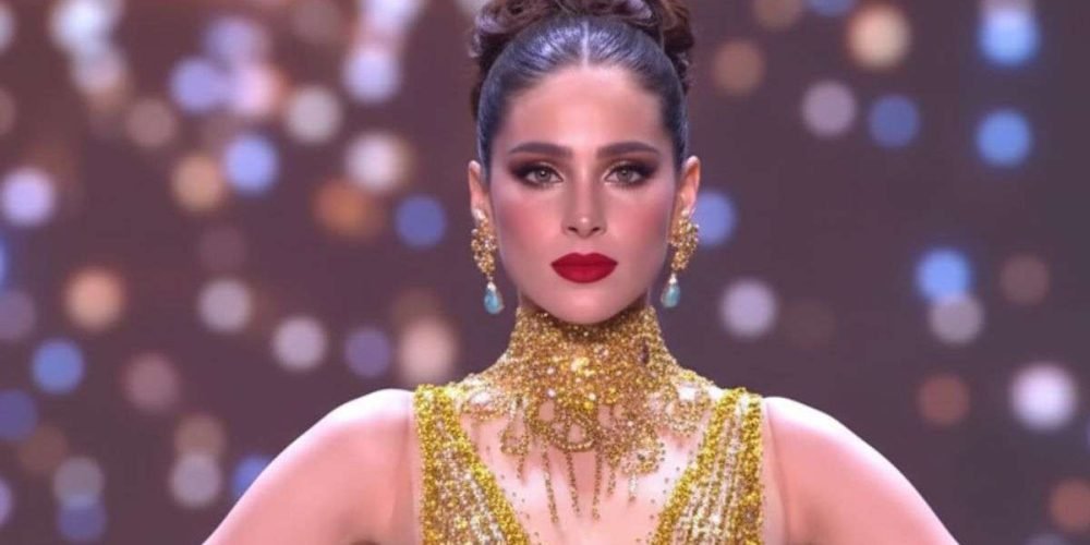 fatima-bosch-conquista-pasarela-miss-universo-2025-vestido-dorado
