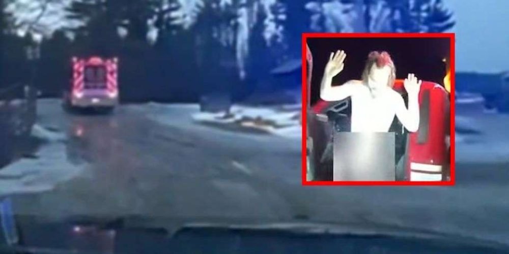 hombre-desnudo-roba-ambulancia-con-paciente-a-bordo