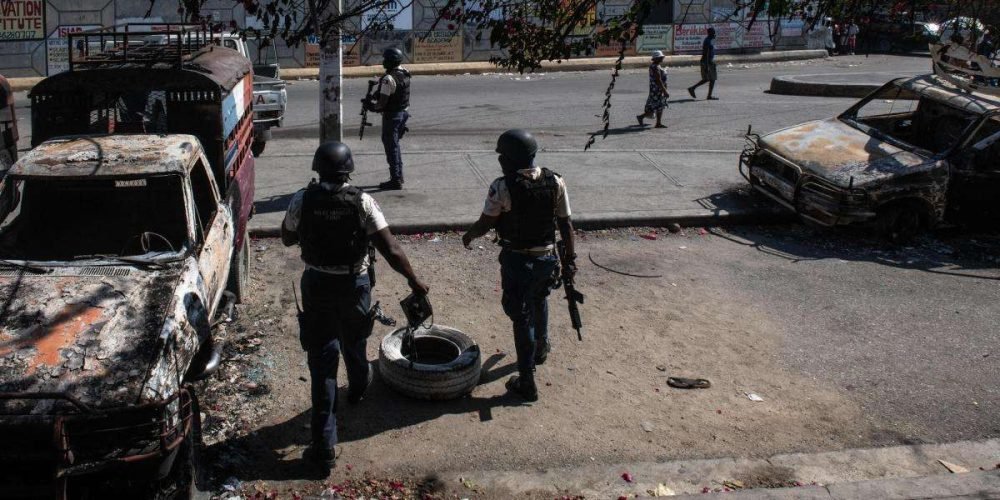 hombres-armados-atacan-palacio-nacional-haiti