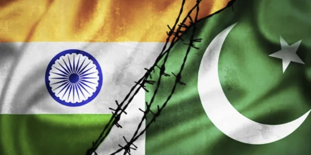 India cierra su espacio aéreo a Pakistán tras ataque terrorista en Cachemira