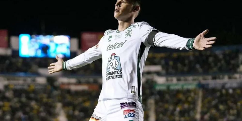 james-rodriguez-vs-america